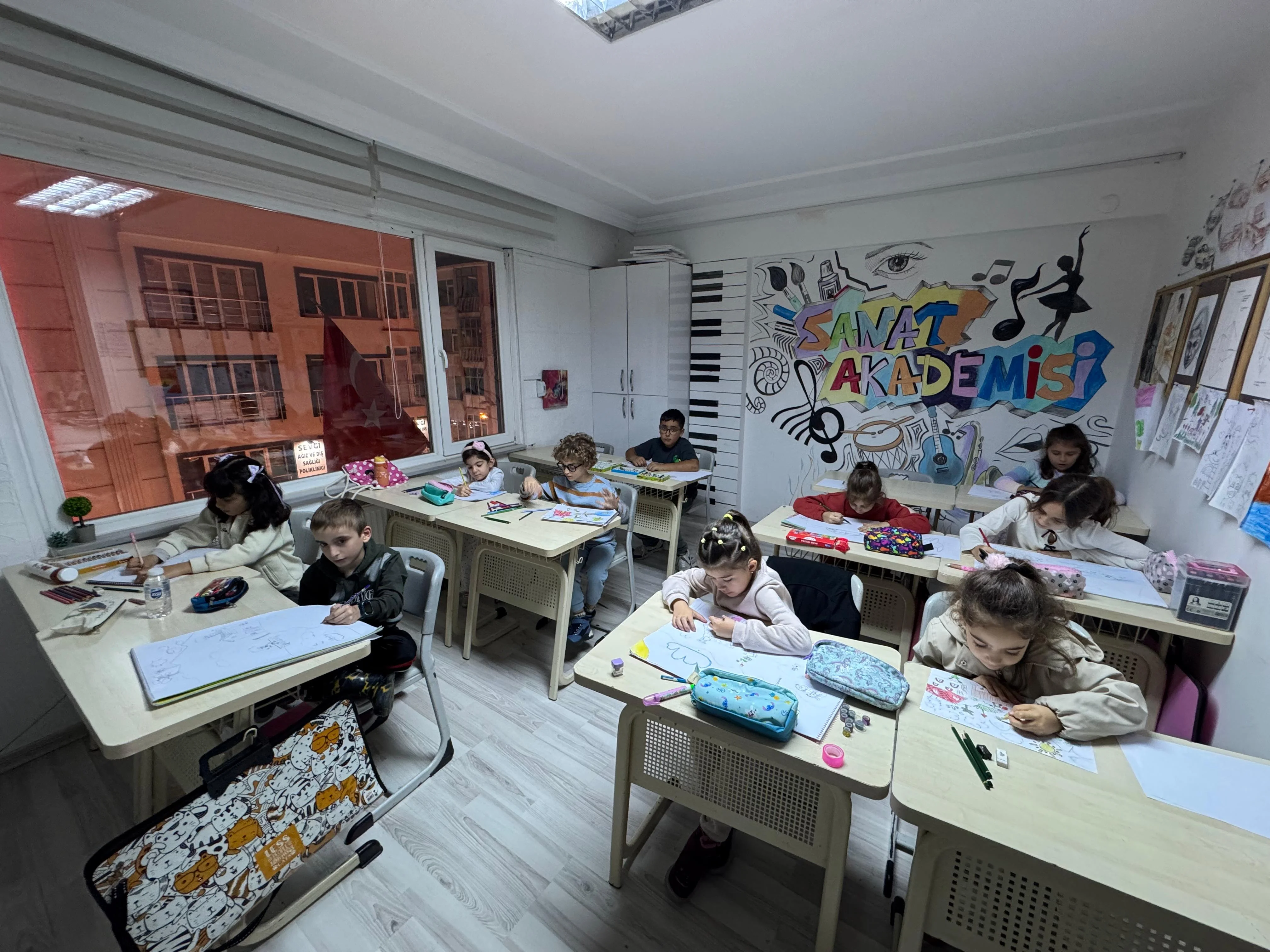 Çorlu Müzik Kursu - Bora Doğu Sanat Akademisi galeri, resim eğitimi