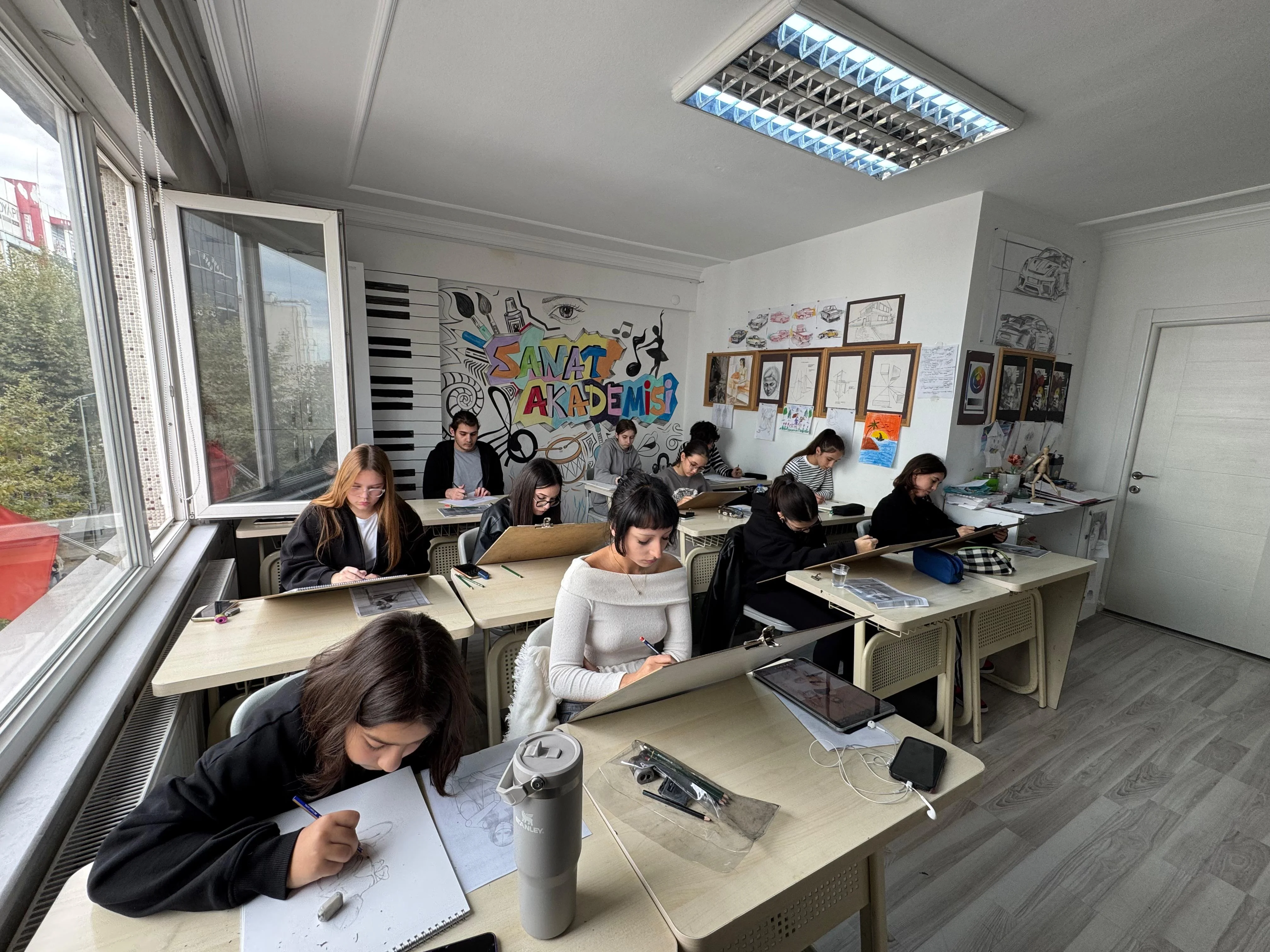 Çorlu Müzik Kursu - Bora Doğu Sanat Akademisi galeri, eğitim stüdyoları